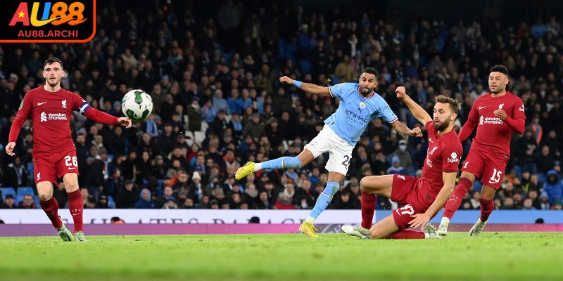 Phân tích yếu tố lực lượng